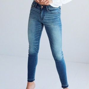 Abercrombie raw hem jeans